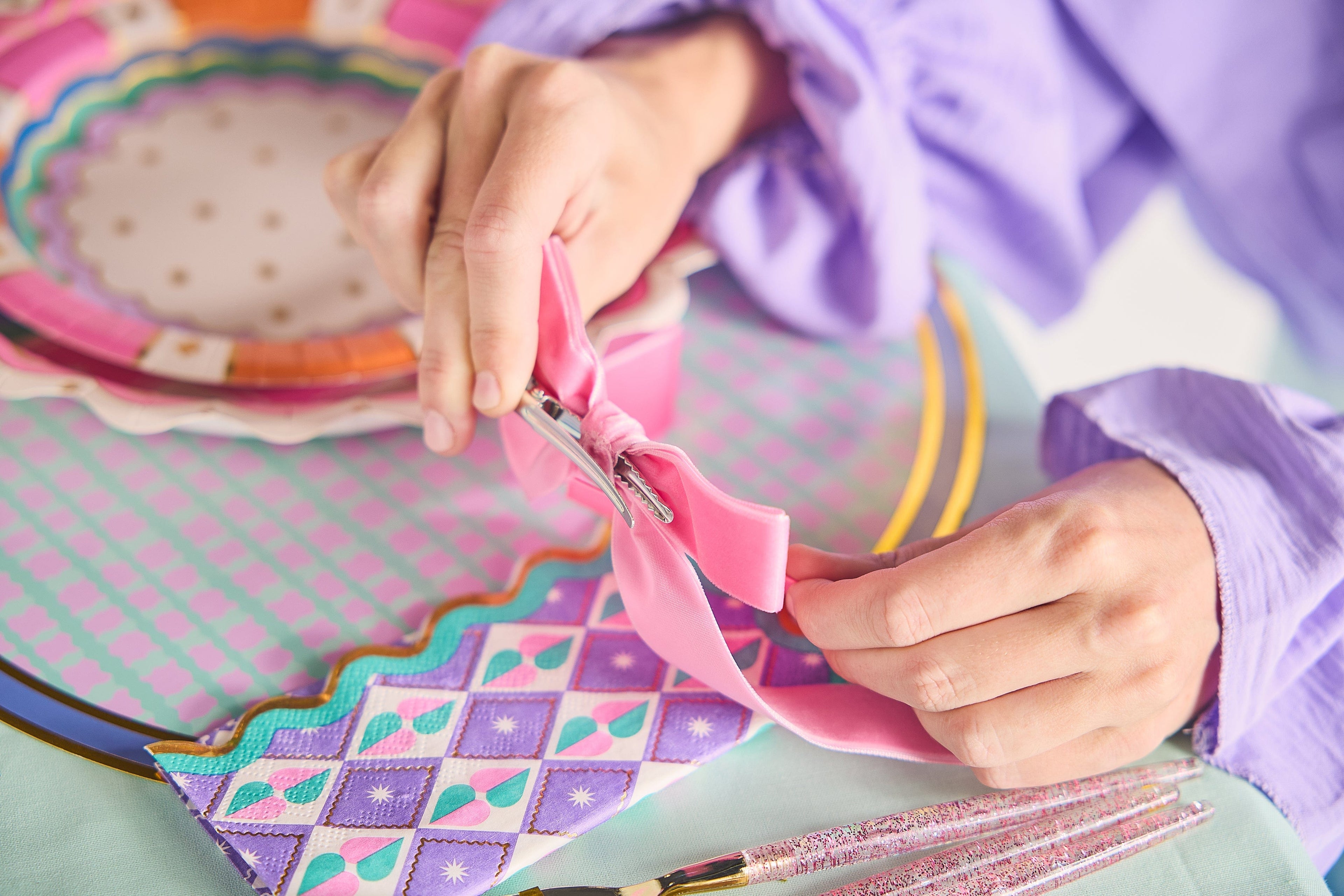 Pink Velvet Clip-On Bow Set (5 count)