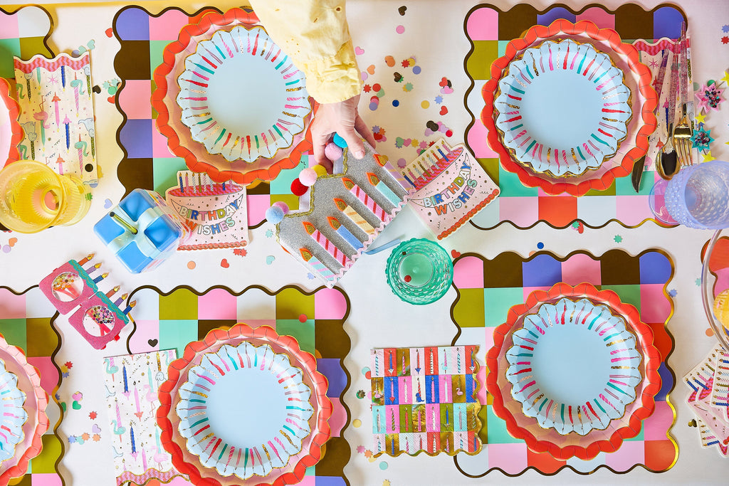 Wavy Wishes Dinner Plates (10 count)