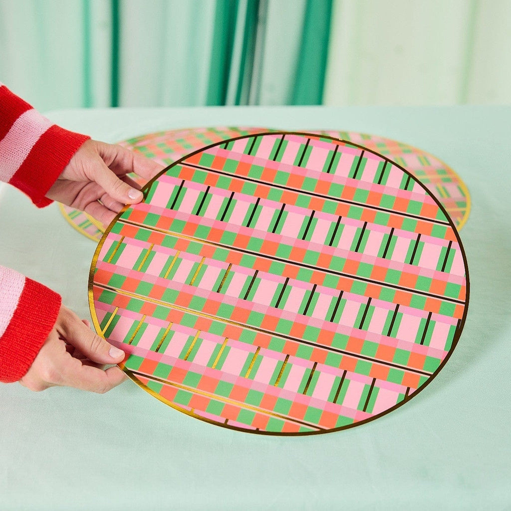 Holly Jolly Holiday Tableware Party Kit