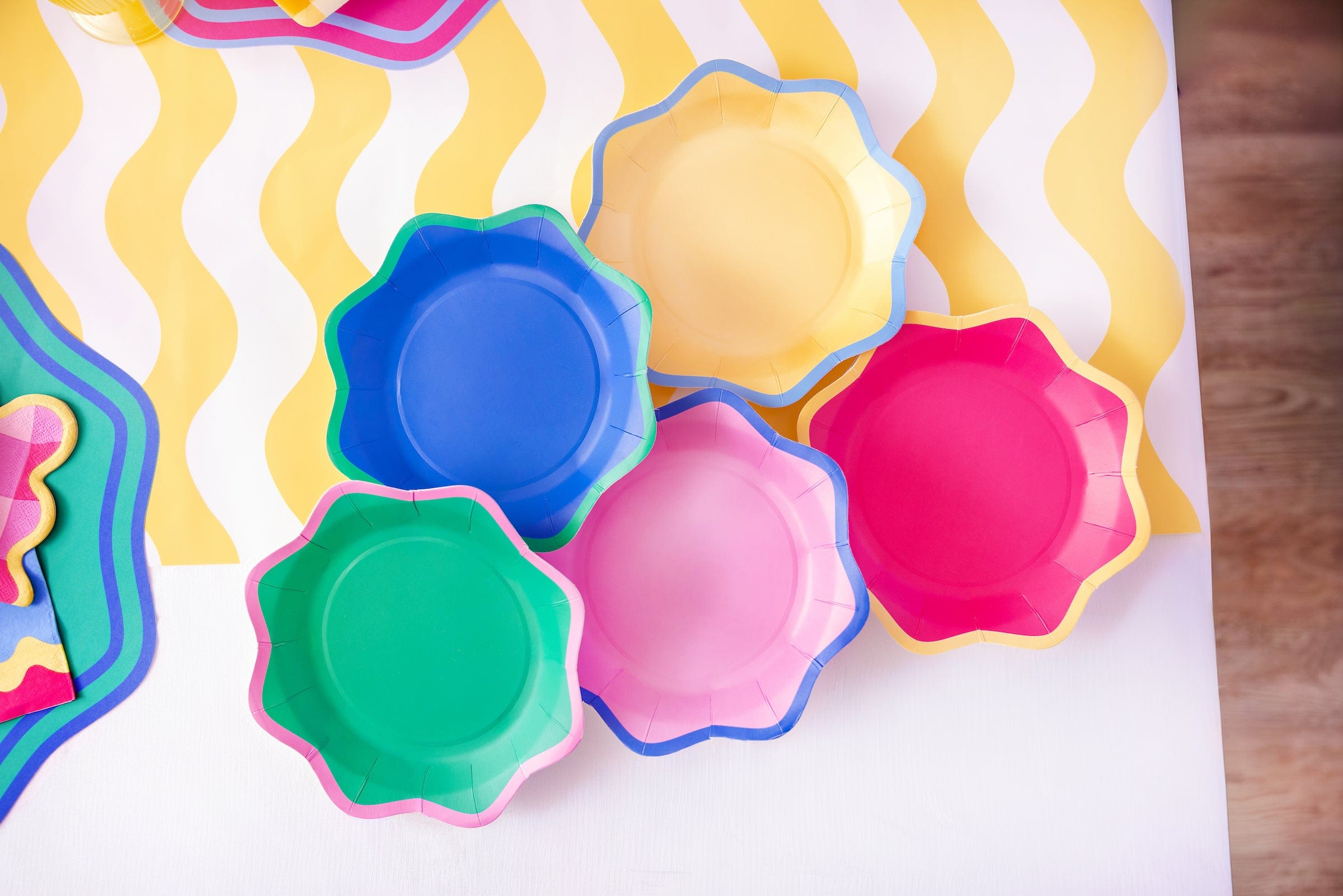Colorwave Dessert Plates (10 ct)