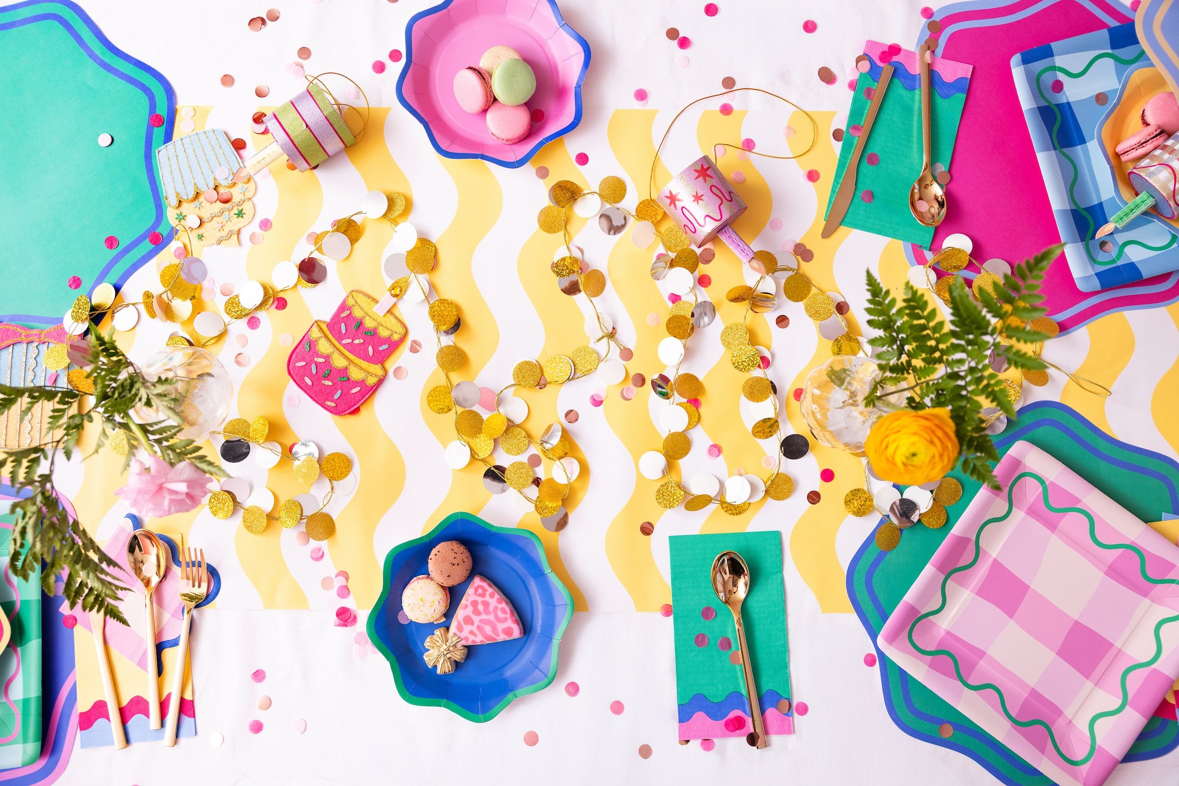 Metallic Confetti Garland