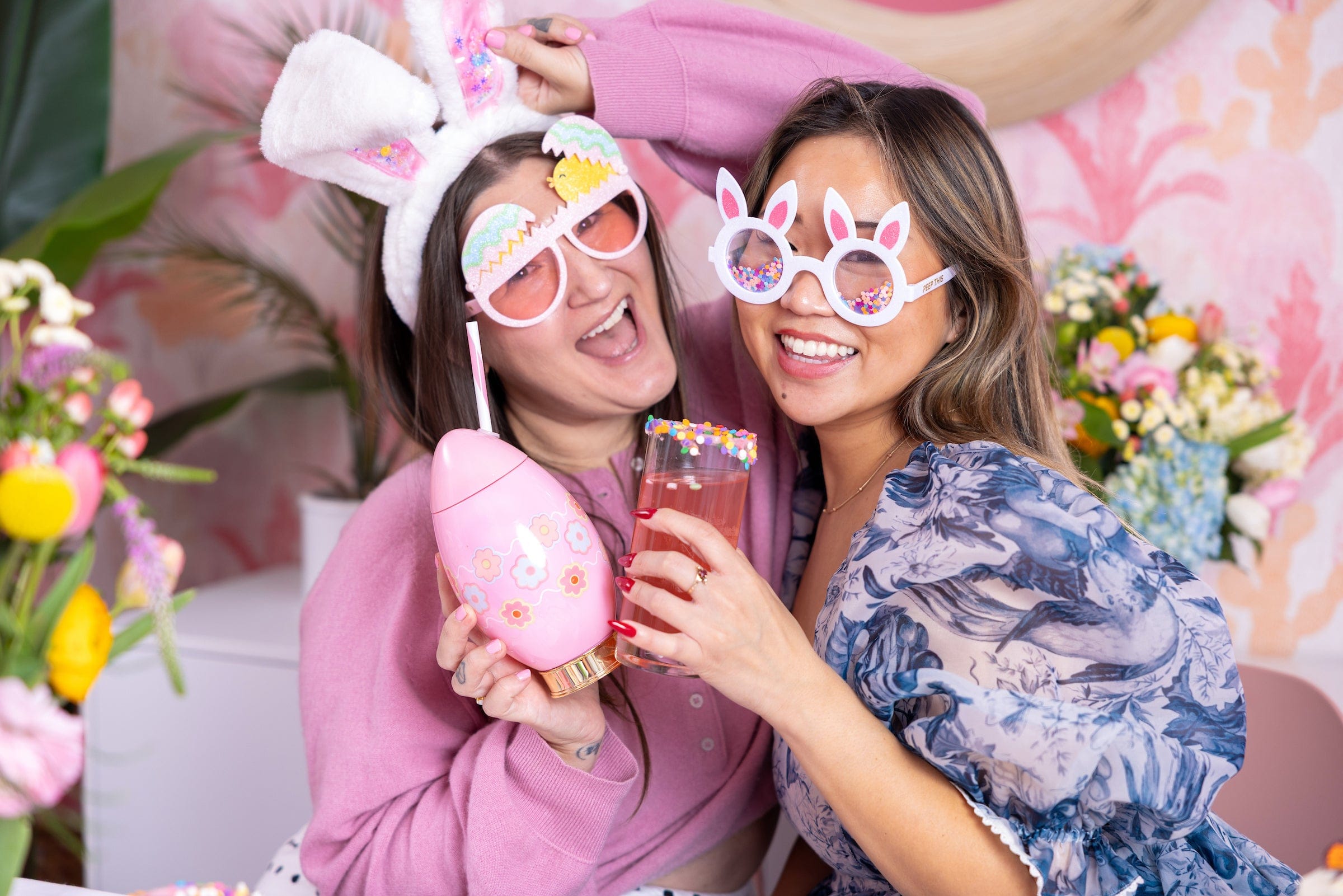 Peek-a-boo Chick Novelty Glasses (Single or Set of 4)
