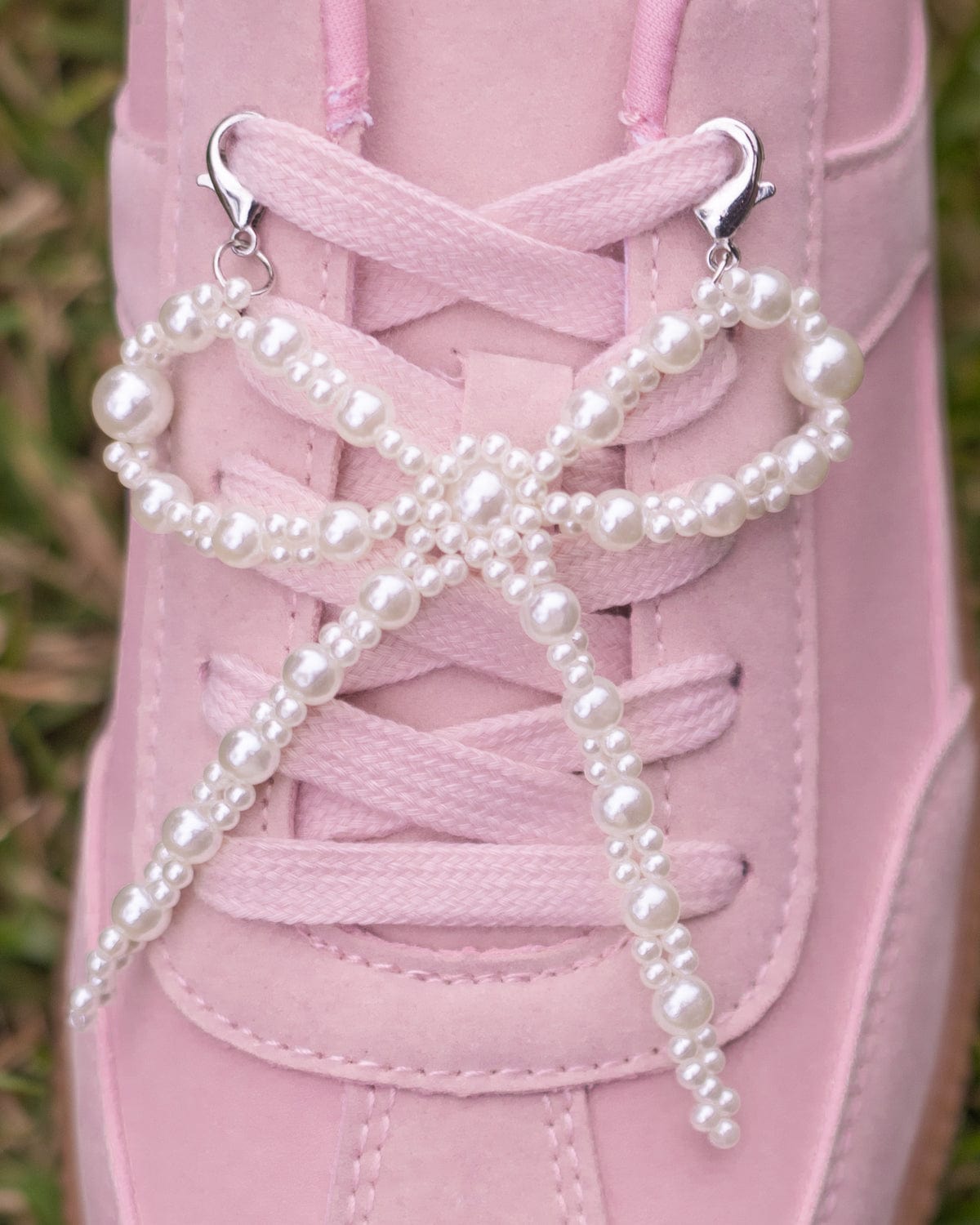 Shoe Charm Set  - White Pearl Bows